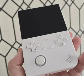 Anbernic RG40XXV Bianco