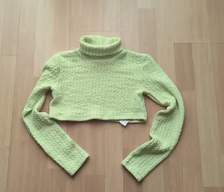 Jersey verde corto Bershka