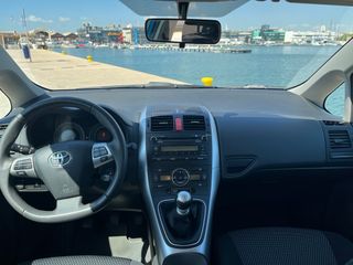 IMPECABLE Toyota Auris 2.0 Diesel 126cw