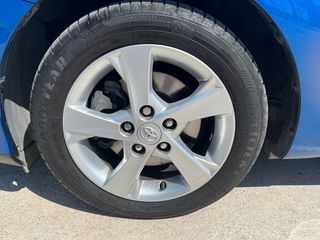 IMPECABLE Toyota Auris 2.0 Diesel 126cw