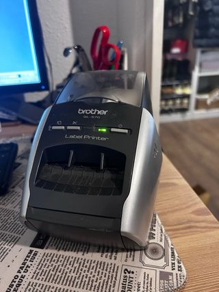 Impresora de etiquetas Brother QL-570