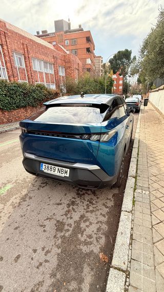 Peugeot 3008 Allure Hybrid 2025