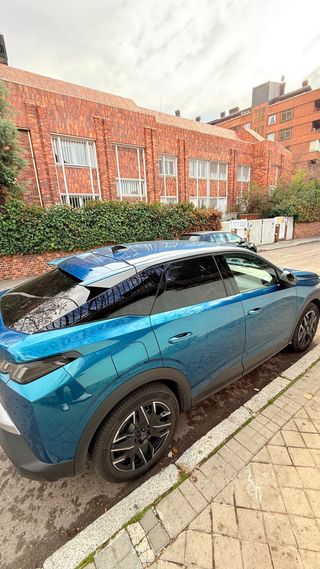 Peugeot 3008 Allure Hybrid 2025