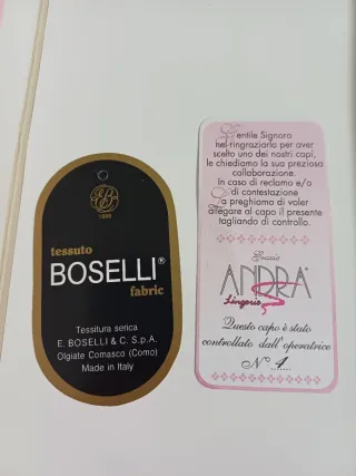 Sottoveste corta in raso bianco