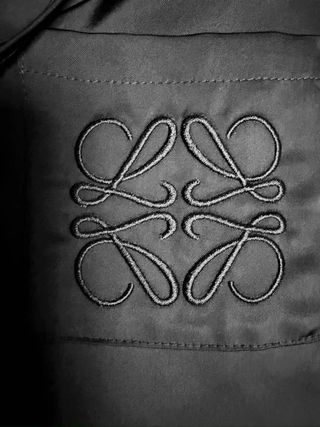 Camisa seda Loewe negra