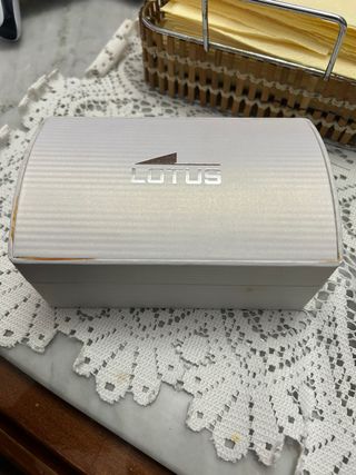 Lote 2 Relojes Lotus y Viceroy