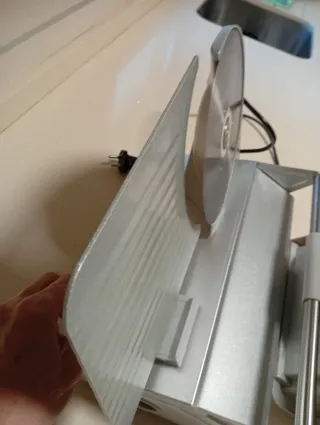 Cortafiambres Eléctrico Plateado