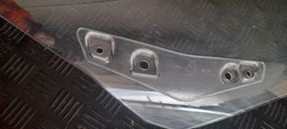 Pantalla Parabrisas Kymco AK550 sin ralladas ni ro