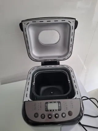 Panificadora BLACK+DECKER BXBM600E