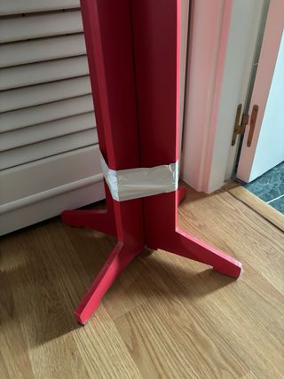 Perchero Rojo Diseño Árbol