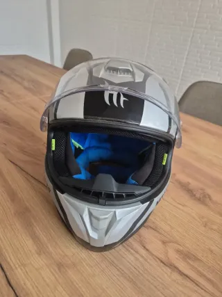 Casco MT Helmets, modelo targo pro Talla L