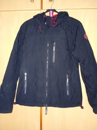 Abrigo impermeable Prozis negro mujer