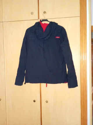 Abrigo impermeable Prozis negro mujer