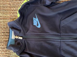 Completo Nike bambino blu con verde