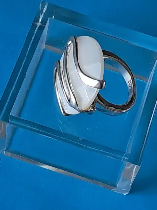 Anillo Djoüs Plata Ley Cuarzo Facetado.