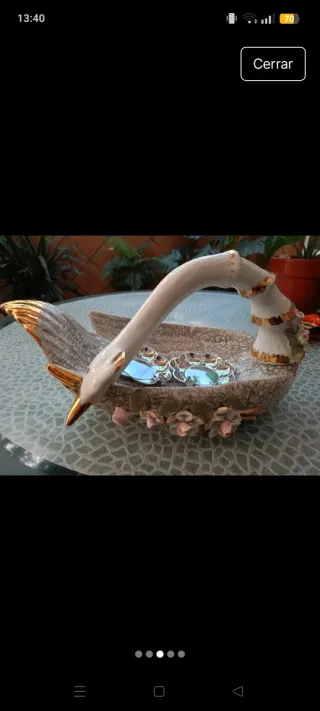 Centro de mesa cisne con 2 ceniceros