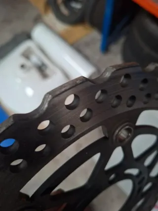 Discos y pinzas freno Z750