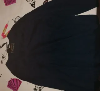 Chaqueta deportiva azul y azul marino