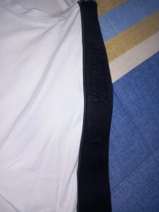 Camiseta SikSilk Talla S Blanca Negra y Azul claro