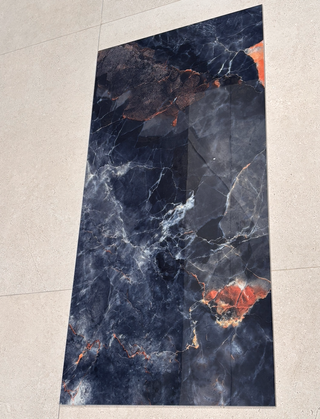 Porcelánico efecto mármol 60 x 120 cm