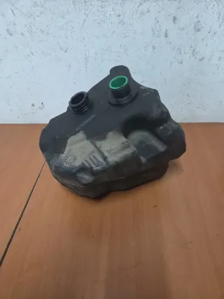 Depósito Gasolina Neos 2016