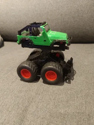 Coche Monster 7 articulado