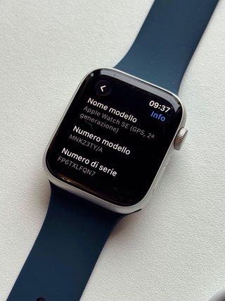 Apple Watch SE 2ª gen 44mm GPS Argento