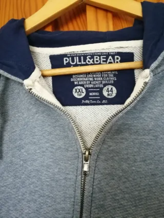 Sudadera Pull&Bear con cremallera