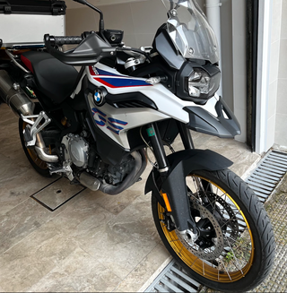 BMW F850 GS · 02/2019 · 45.296 km · Puños calefact