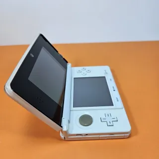 Nintendo 3DS Bianco con Stylus e Cavo