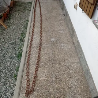 Catena metallo marrone circa 15 metri