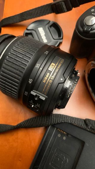 Cámara Nikon D3100 + Cargador MH-24