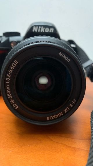 Cámara Nikon D3100 + Cargador MH-24