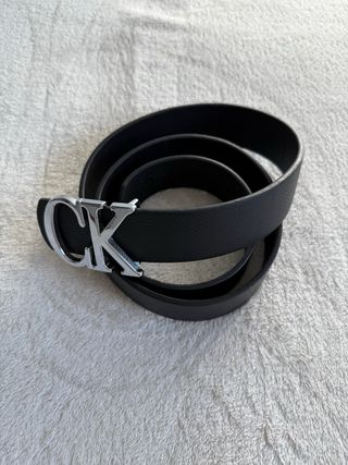 Cinturón Calvin Klein Negro Hebilla CK Plata