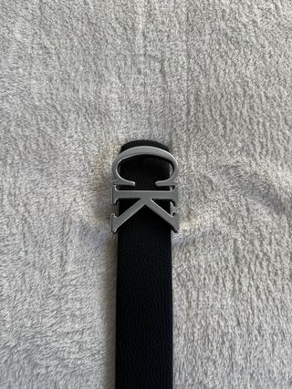 Cinturón Calvin Klein Negro Hebilla CK Plata