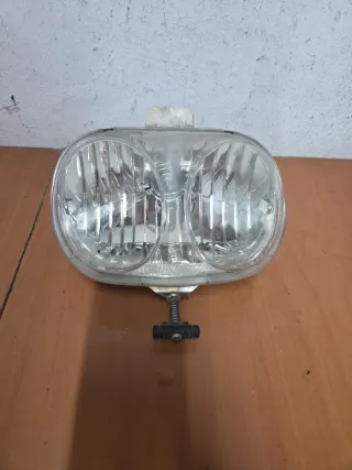 Faro Yamaha Neos 2016