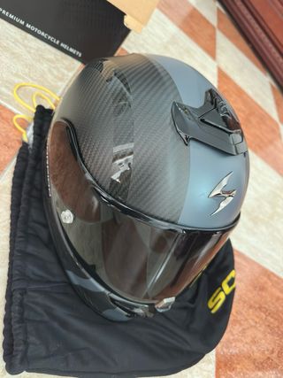 Casco Scorpion R1 EXO Carbono talla L