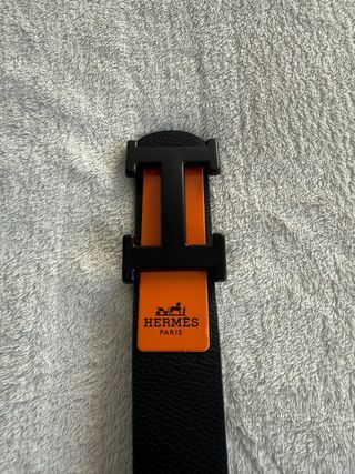 Cinturón Hermès Negro Hebilla H Negra Naranja