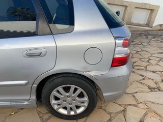 Honda Civic  1.6I VTEC AUTO ES  2004