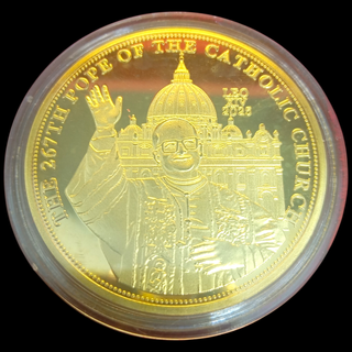 ESTUCHE CON MONEDA BAÑADA EN ORO VATICANO