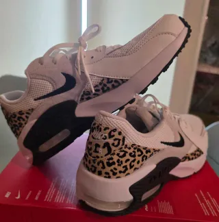 Nike Air Max Excee Leopard Talla 38.5