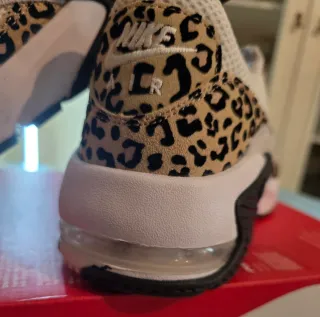 Nike Air Max Excee Leopard Talla 38.5