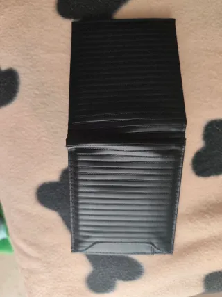 Cartera de hombre negra