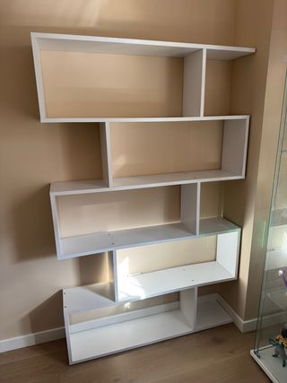 Estantería moderna blanca