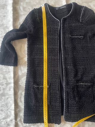 Chaqueta negra lentejuelas adornos plateados