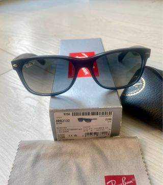 Ray-Ban New Wayfarer Polarizadas Azul Mate