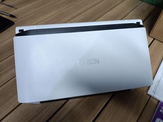 Scanner Business WorkForce DS-410 A4 compatto con alimentazione fogli, ADF 50 fogli e software Document Capture Pro di Epson