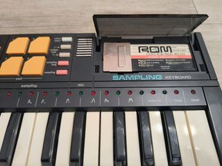 Casio SK-8 - Sintetizador con Sampler