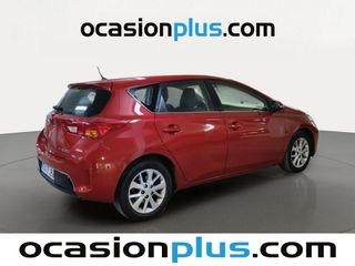 Toyota Auris 90D Active 66 kW (90 CV)