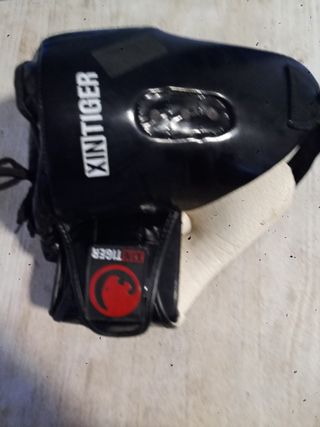 Equipación Kickboxing Adidas Poco Uso